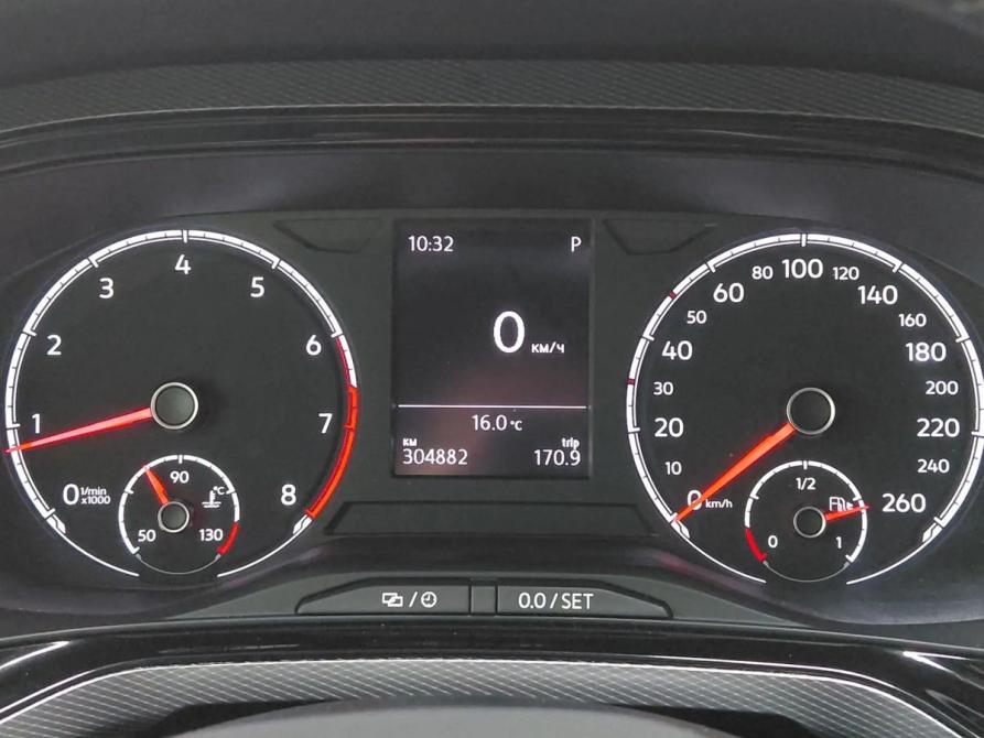 Volkswagen Polo VI Москва  - изображение 11