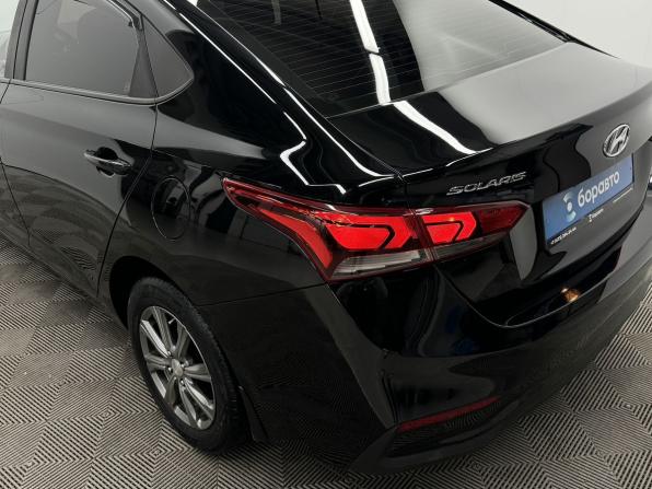 Hyundai Solaris II с пробегом 2017 года, цена 1 311 000 рублей, 92170 км, седан, Автокод Объявления