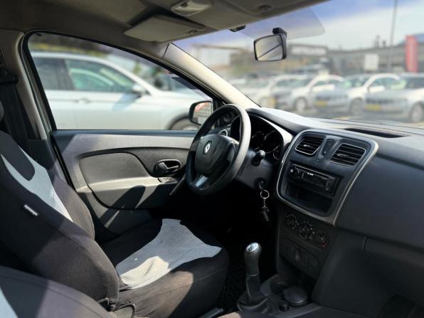 Renault Logan II с пробегом 2014 года, цена 590 000 рублей, 259000 км, седан, Автокод Объявления