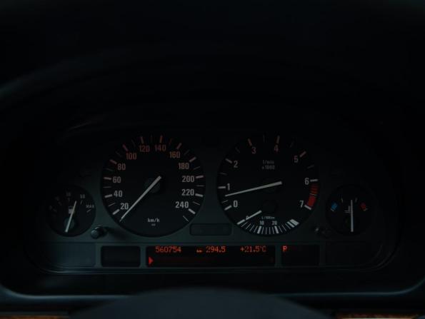 BMW 5 серии IV (E39) с пробегом 1999 года, цена 368 000 рублей, 560748 км, седан, Автокод Объявления