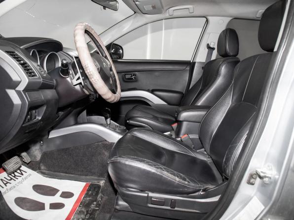 Mitsubishi Outlander II Рестайлинг с пробегом 2011 года, цена 1 210 000 рублей, 213906 км, внедорожник, Автокод Объявления