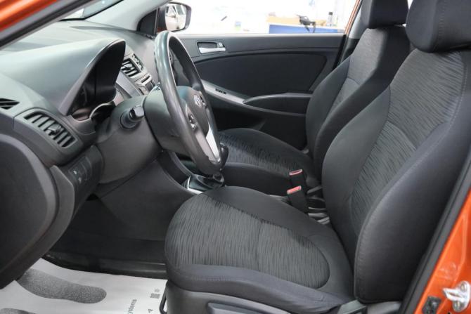 Hyundai Solaris I Рестайлинг с пробегом 2015 года, цена 1 019 000 рублей, 115000 км, хэтчбек, Автокод Объявления