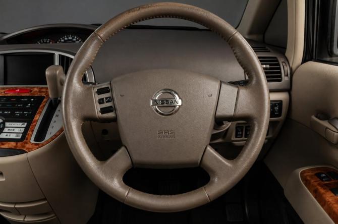Nissan Presage II с пробегом 2003 года, цена 729 000 рублей, 350000 км, минивэн, Автокод Объявления