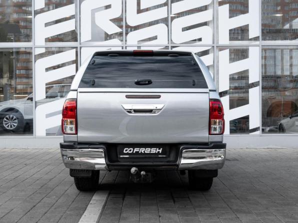 Toyota Hilux VIII с пробегом 2016 года, цена 3 255 000 рублей, 193412 км, offers.body_type.unknown, Автокод Объявления