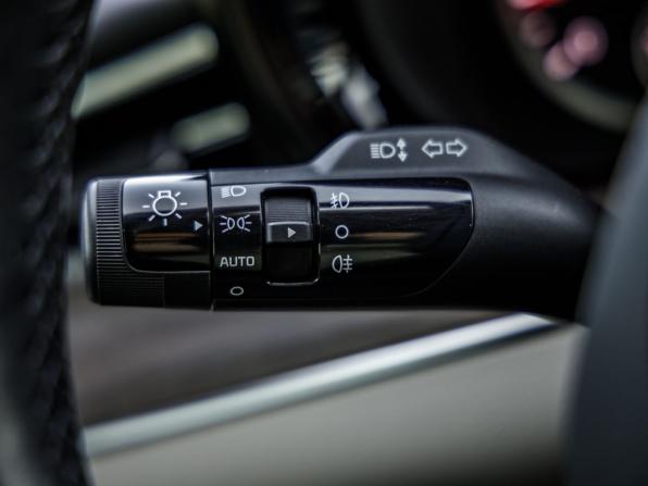 Kia K5 III с пробегом 2021 года, цена 2 848 000 рублей, 60482 км, седан, Автокод Объявления
