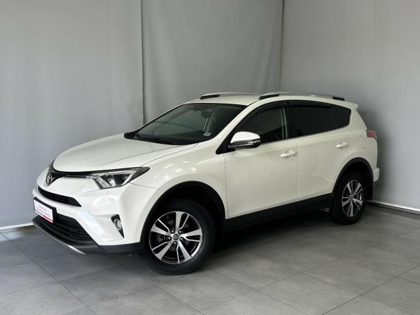 Toyota RAV4 IV (XA40) Рестайлинг с пробегом 2016 года, цена 2 340 000 рублей, 105994 км, внедорожник, Автокод Объявления
