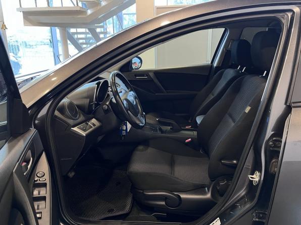 Mazda 3 II (BL) Рестайлинг с пробегом 2012 года, цена 965 000 рублей, 139787 км, хэтчбек, Автокод Объявления
