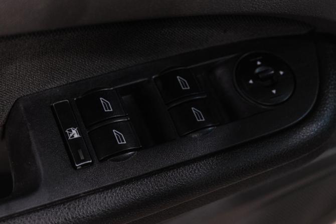 Ford Focus II с пробегом 2007 года, цена 269 000 рублей, 323500 км, седан, Автокод Объявления