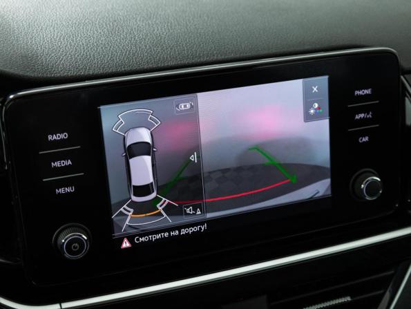 Volkswagen Polo VI с пробегом 2022 года, цена 1 920 000 рублей, 57425 км, лифтбек, Автокод Объявления