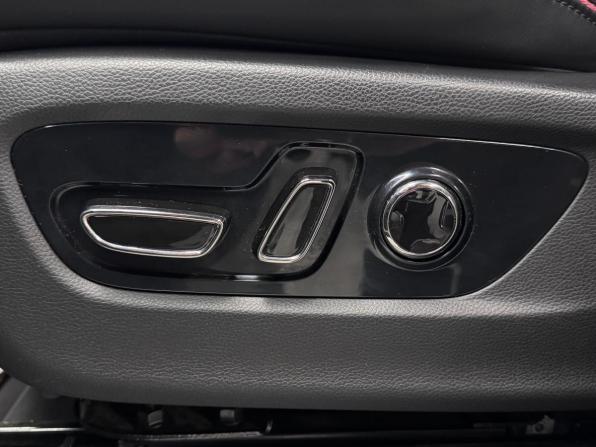 GAC M8 с пробегом 2024 года, цена 4 100 000 рублей, 57727 км, минивэн, Автокод Объявления