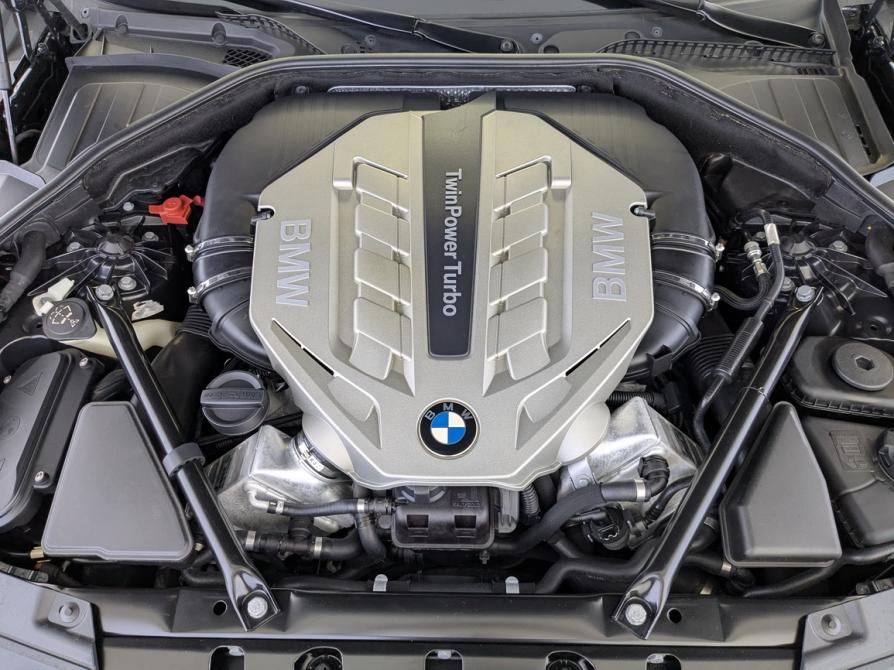 BMW 7 серии V (F01/F02/F04) Москва  - изображение 9