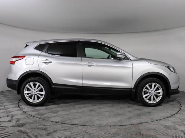 Nissan Qashqai II с пробегом 2018 года, цена 1 977 000 рублей, 95931 км, внедорожник, Автокод Объявления