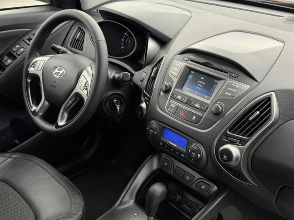 Hyundai ix35 I Рестайлинг с пробегом 2014 года, цена 1 660 000 рублей, 101197 км, внедорожник, Автокод Объявления