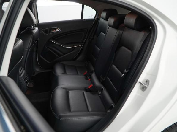 Mercedes-Benz A-Класс III (W176) Рестайлинг с пробегом 2016 года, цена 1 650 000 рублей, 134429 км, хэтчбек, Автокод Объявления