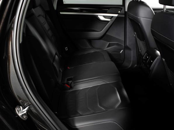 Volkswagen Touareg III с пробегом 2019 года, цена 5 430 000 рублей, 84060 км, внедорожник, Автокод Объявления