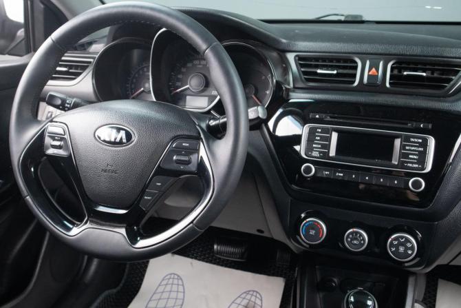 Kia Rio III Рестайлинг с пробегом 2016 года, цена 999 000 рублей, 165000 км, седан, Автокод Объявления