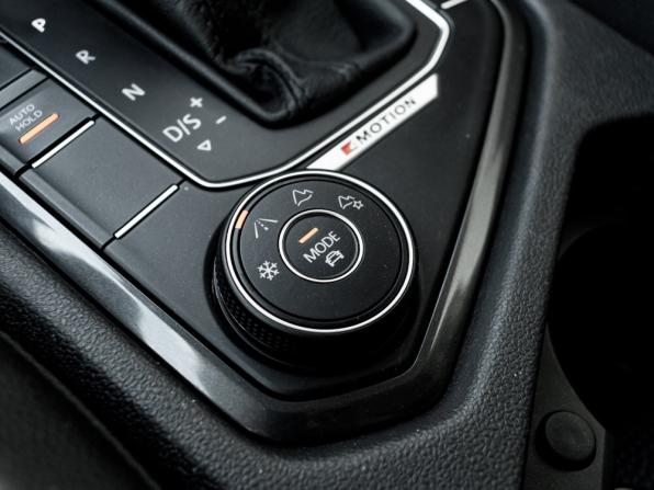 Volkswagen Tiguan II с пробегом 2018 года, цена 3 150 000 рублей, 97925 км, внедорожник, Автокод Объявления