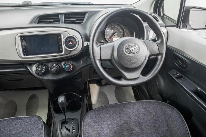 Toyota Vitz III (XP130) с пробегом 2013 года, цена 839 000 рублей, 123000 км, хэтчбек, Автокод Объявления