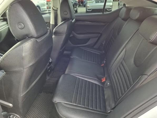 Skoda Octavia IV (A8) с пробегом 2021 года, цена 2 600 000 рублей, 88321 км, лифтбек, Автокод Объявления
