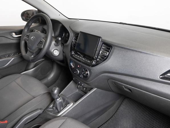 Hyundai Solaris II с пробегом 2020 года, цена 1 394 800 рублей, 91212 км, седан, Автокод Объявления