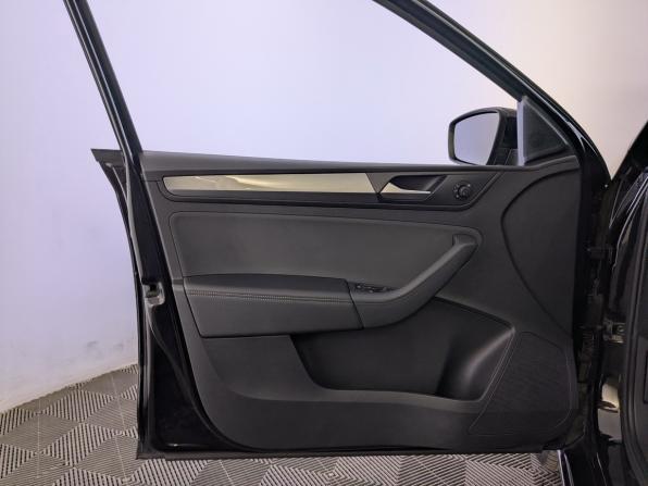 Volkswagen Polo VI с пробегом 2021 года, цена 1 690 000 рублей, 78722 км, лифтбек, Автокод Объявления