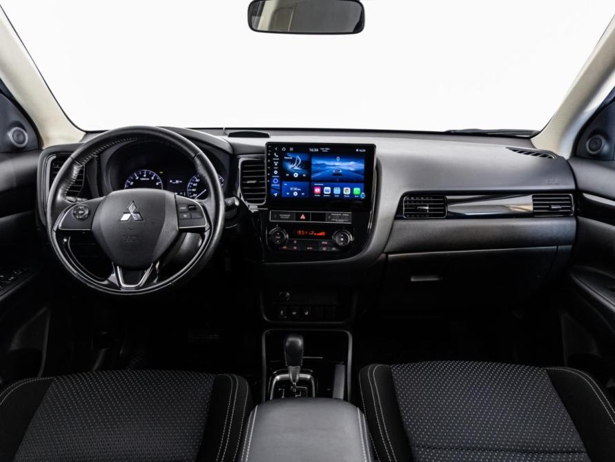 Mitsubishi Outlander III Рестайлинг 3 Санкт-Петербург  - изображение 10