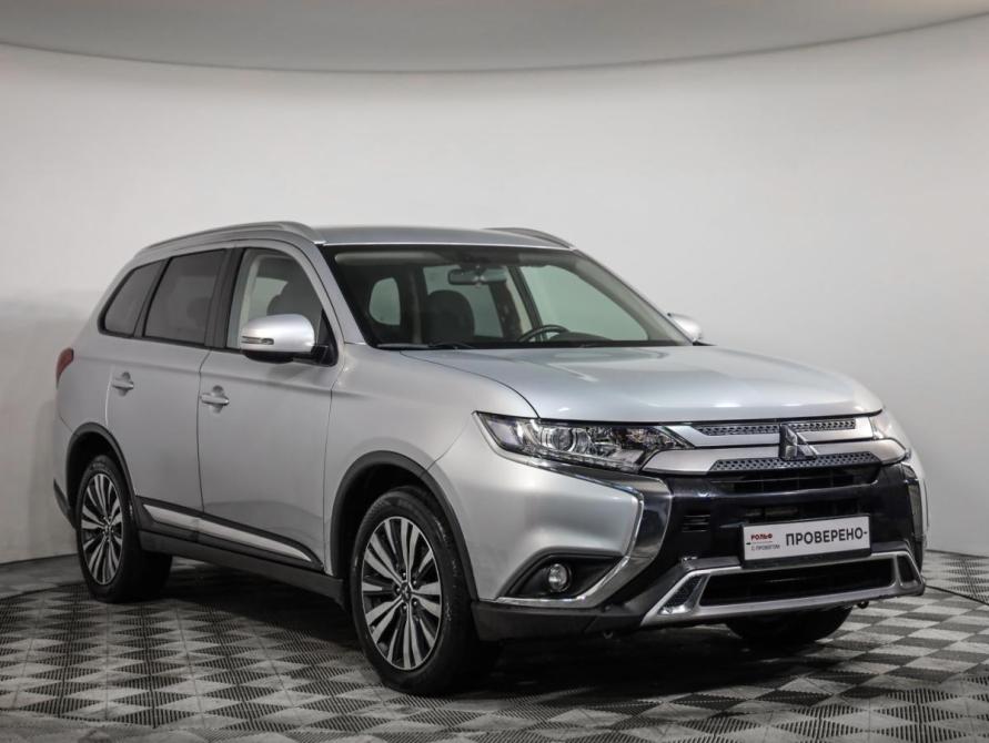 Mitsubishi Outlander III Рестайлинг 3 Санкт-Петербург  - изображение 3