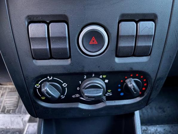 Lada (ВАЗ) Largus I с пробегом 2018 года, цена 585 000 рублей, 136000 км, фургон, Автокод Объявления