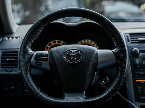 Toyota Corolla X (E140 E150) Рестайлинг с пробегом 2012 года, цена 872 000 рублей, 295475 км, седан, Автокод Объявления