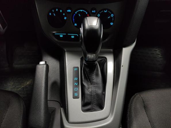 Ford Focus III с пробегом 2013 года, цена 750 000 рублей, 179379 км, хэтчбек, Автокод Объявления