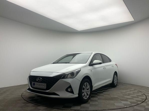 Hyundai Solaris II Рестайлинг с пробегом 2020 года, цена 1 049 000 рублей, 141113 км, седан, Автокод Объявления