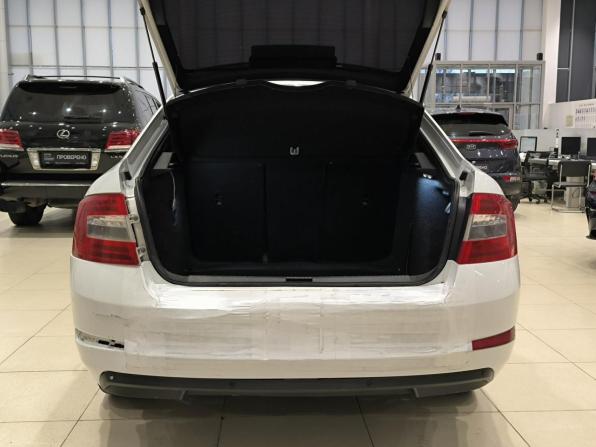 Skoda Octavia III (A7) с пробегом 2014 года, цена 850 000 рублей, 289010 км, лифтбек, Автокод Объявления