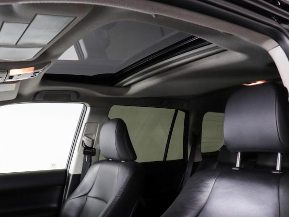 Toyota Land Cruiser Prado 150 Series Рестайлинг 1 с пробегом 2013 года, цена 3 597 000 рублей, 188100 км, внедорожник, Автокод Объявления