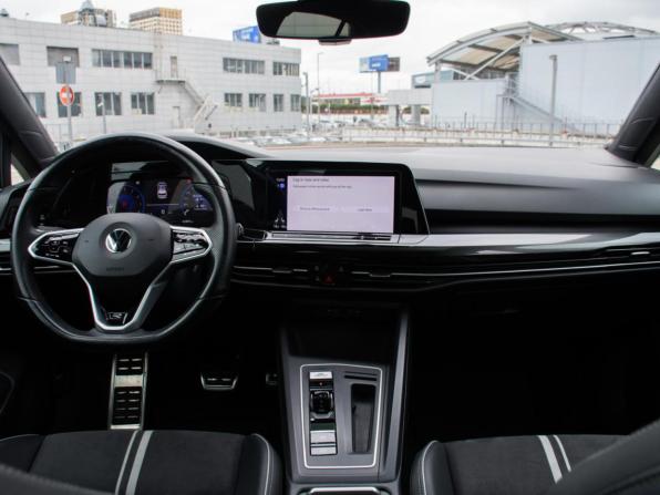 Volkswagen Golf VIII с пробегом 2020 года, цена 3 029 000 рублей, 43894 км, хэтчбек, Автокод Объявления