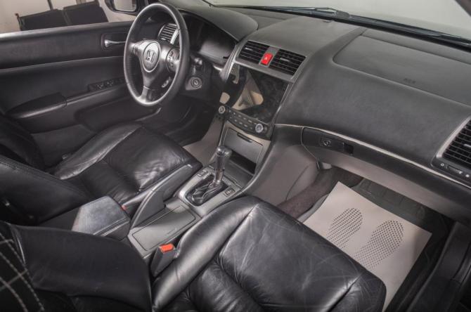 Honda Accord VII Рестайлинг с пробегом 2006 года, цена 1 139 000 рублей, 284000 км, седан, Автокод Объявления