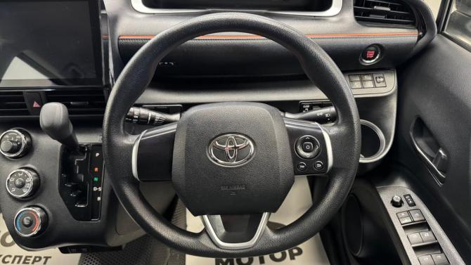 Toyota Sienta II Рестайлинг с пробегом 2019 года, цена 1 275 000 рублей, 106888 км, минивэн, Автокод Объявления