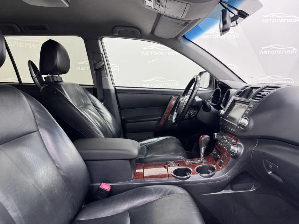 Toyota Highlander II (XU40) Рестайлинг с пробегом 2011 года, цена 2 225 000 рублей, 310000 км, внедорожник, Автокод Объявления