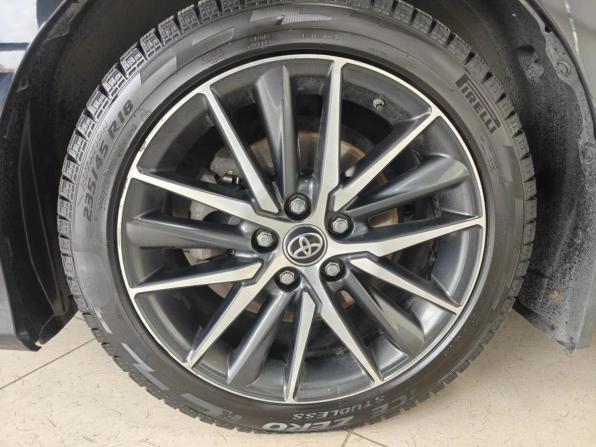 Toyota Camry VIII (XV70) Рестайлинг с пробегом 2021 года, цена 2 920 000 рублей, 117810 км, седан, Автокод Объявления
