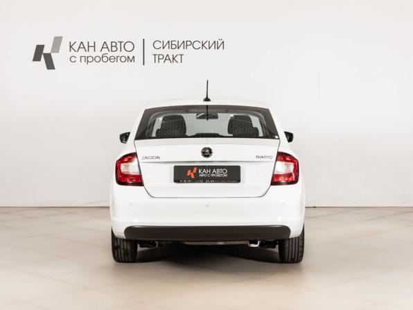 Skoda Rapid I Рестайлинг с пробегом 2019 года, цена 1 360 000 рублей, 83000 км, лифтбек, Автокод Объявления