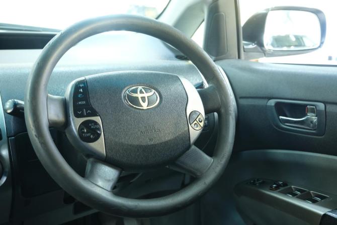 Toyota Prius II Рестайлинг (XW20) с пробегом 2008 года, цена 499 000 рублей, 560000 км, хэтчбек, Автокод Объявления