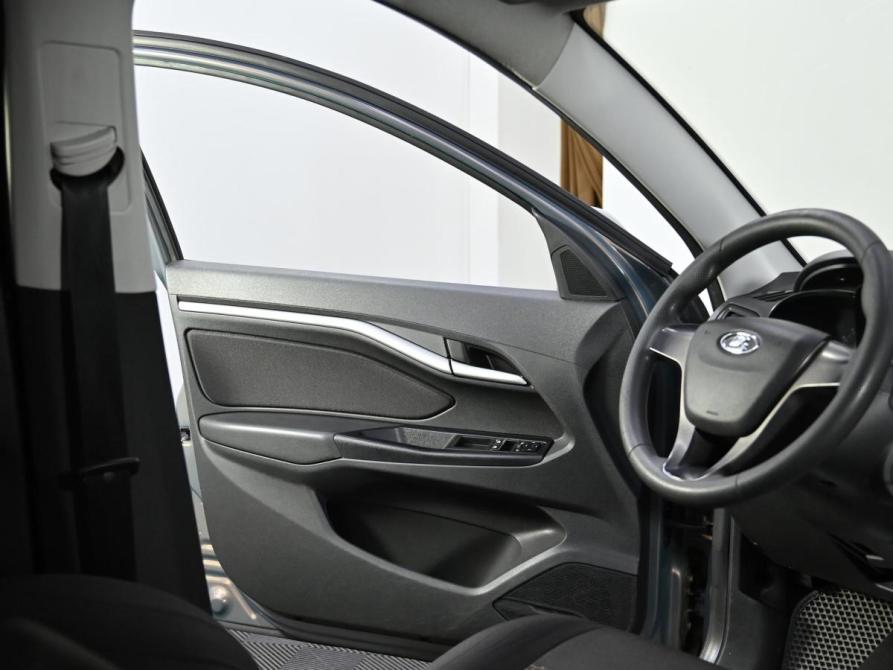 Lada (ВАЗ) Vesta I Москва  - изображение 8