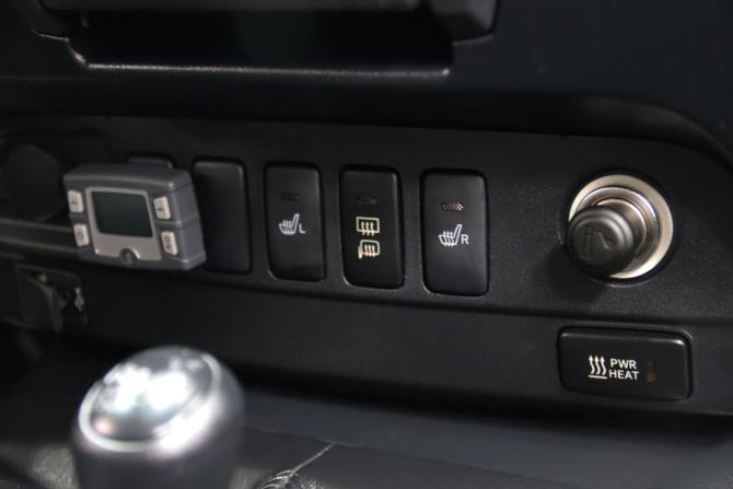 Toyota Hilux VII Рестайлинг с пробегом 2014 года, цена 2 095 170 рублей, 130612 км, пикап, Автокод Объявления