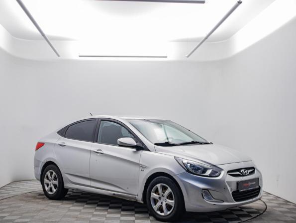 Hyundai Solaris I с пробегом 2011 года, цена 587 000 рублей, 290197 км, седан, Автокод Объявления
