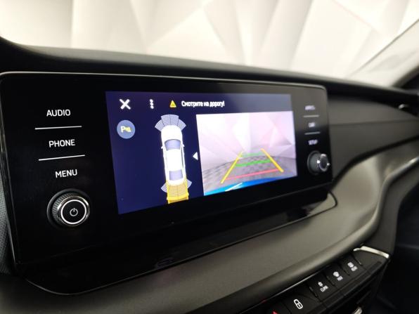 Skoda Octavia IV (A8) с пробегом 2022 года, цена 2 693 000 рублей, 45378 км, лифтбек, Автокод Объявления