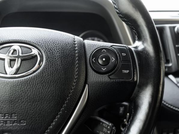 Toyota RAV4 IV (XA40) Рестайлинг с пробегом 2016 года, цена 2 200 000 рублей, 204949 км, внедорожник, Автокод Объявления