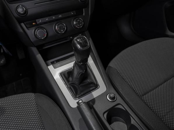 Skoda Octavia III (A7) с пробегом 2014 года, цена 960 000 рублей, 230000 км, лифтбек, Автокод Объявления
