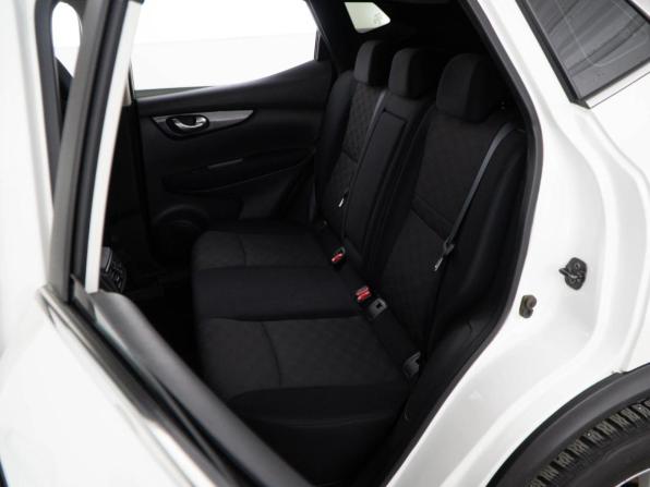 Nissan Qashqai II с пробегом 2018 года, цена 1 670 050 рублей, 145967 км, внедорожник, Автокод Объявления