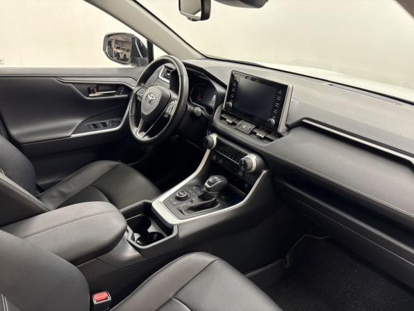 Toyota RAV4 V (XA50) с пробегом 2020 года, цена 4 150 000 рублей, 70000 км, внедорожник, Автокод Объявления