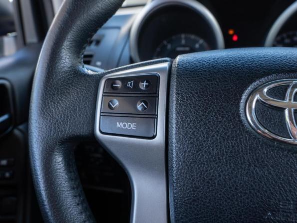 Toyota Land Cruiser Prado 150 Series Рестайлинг 1 с пробегом 2015 года, цена 3 550 000 рублей, 173740 км, внедорожник, Автокод Объявления