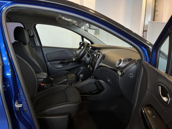 Renault Kaptur I Рестайлинг с пробегом 2021 года, цена 1 850 000 рублей, 75793 км, внедорожник, Автокод Объявления